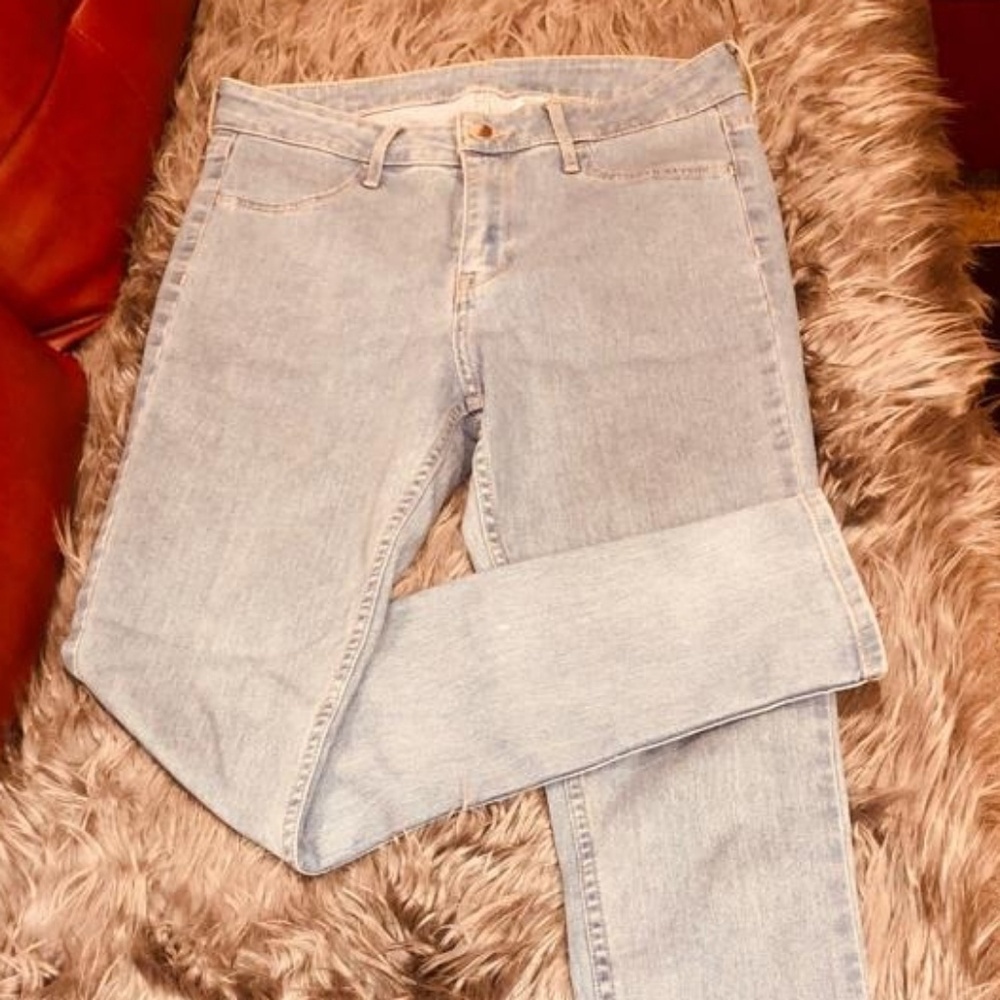Skinny jeans ( regular waist)